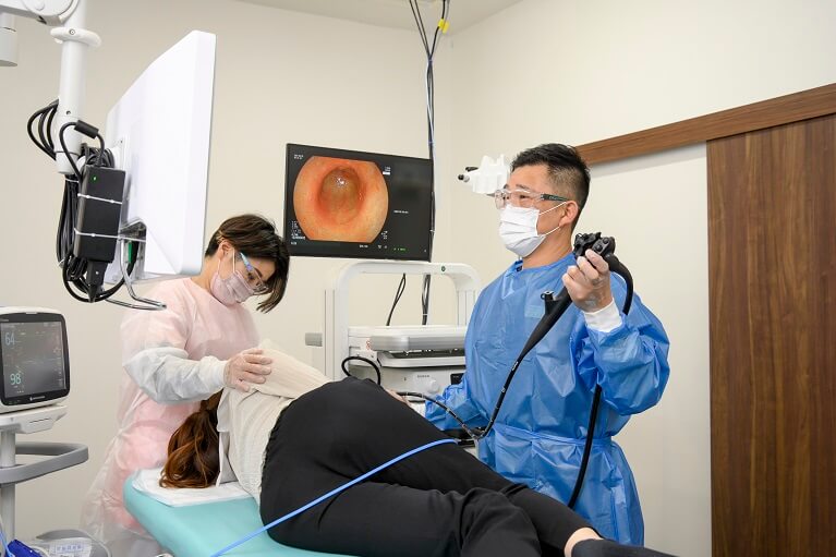 胃内視鏡・大腸内視鏡とも最短時間で苦痛なく検査終了